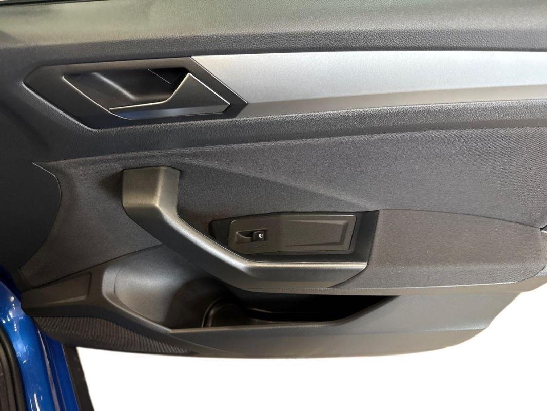 Volkswagen T-Roc - Photo 15