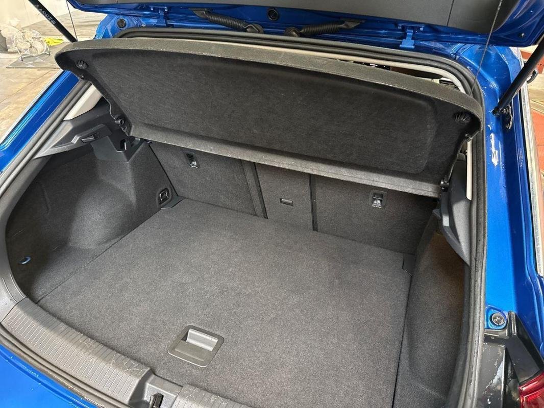 Volkswagen T-Roc - Photo 32