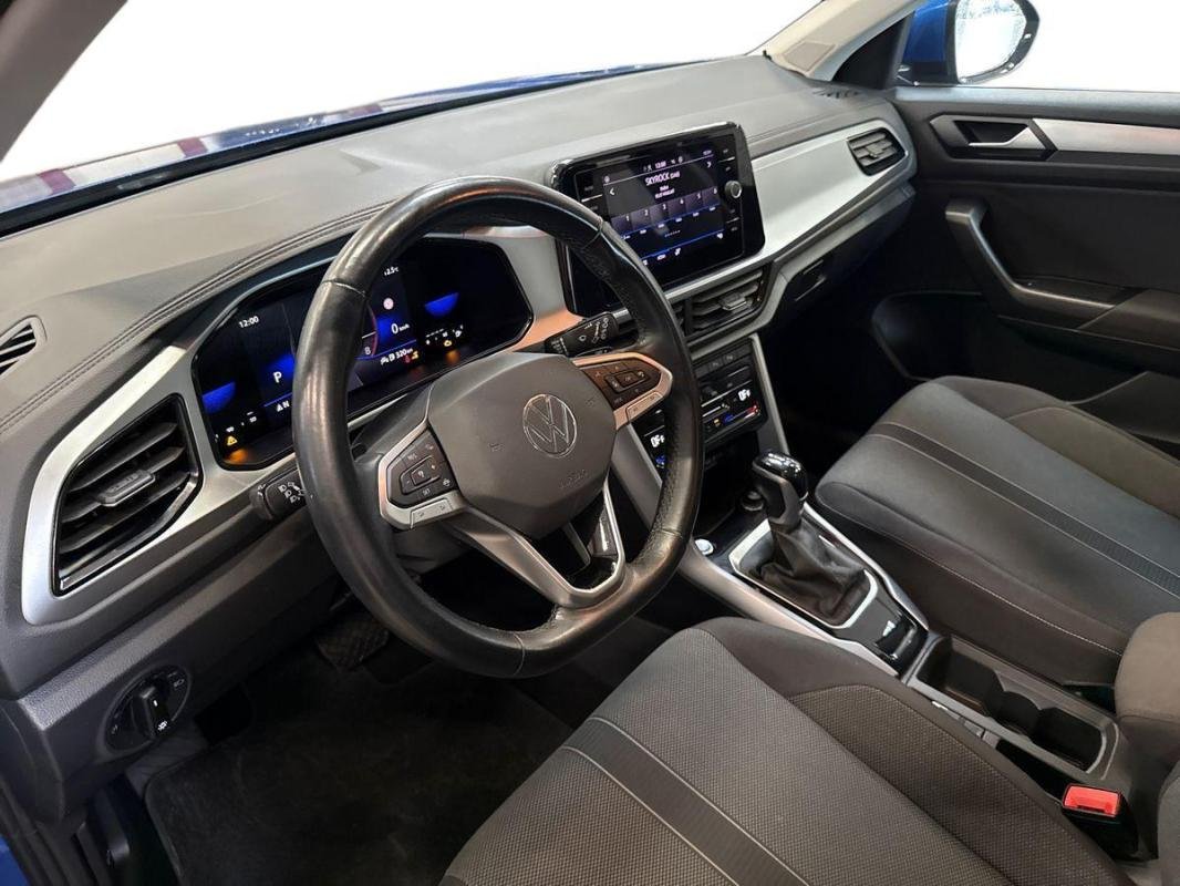 Volkswagen T-Roc - Photo 9