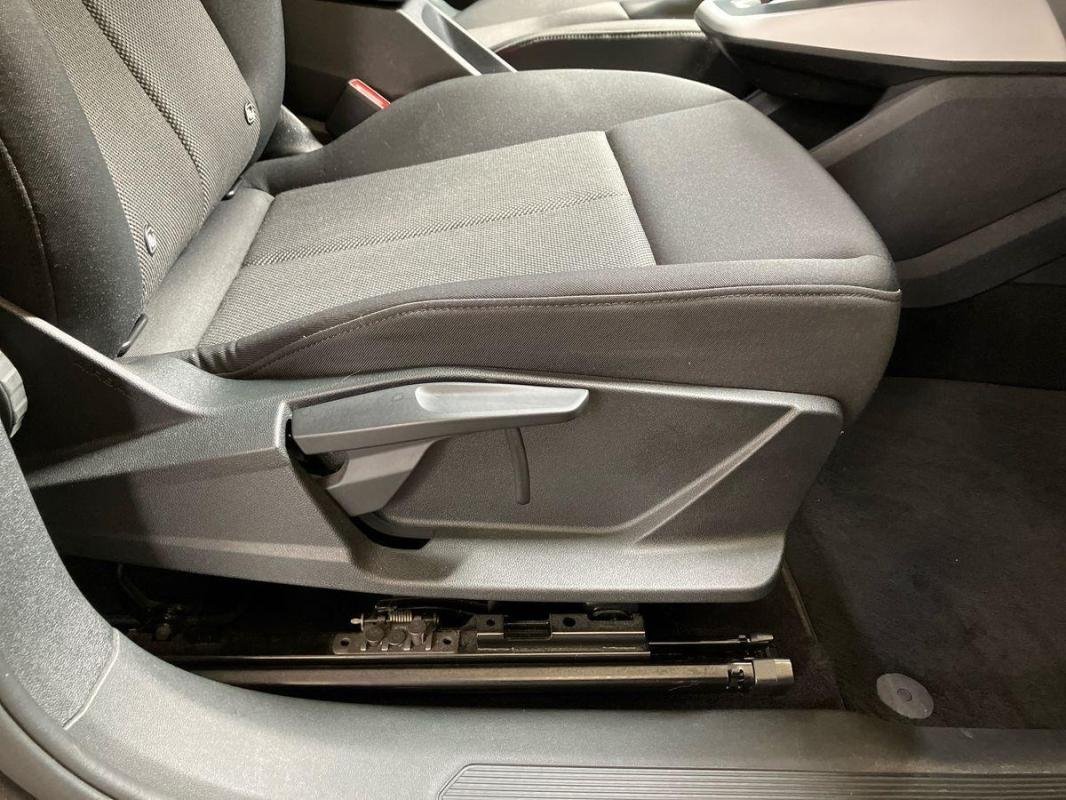 Audi Q4 e-tron - Photo 14