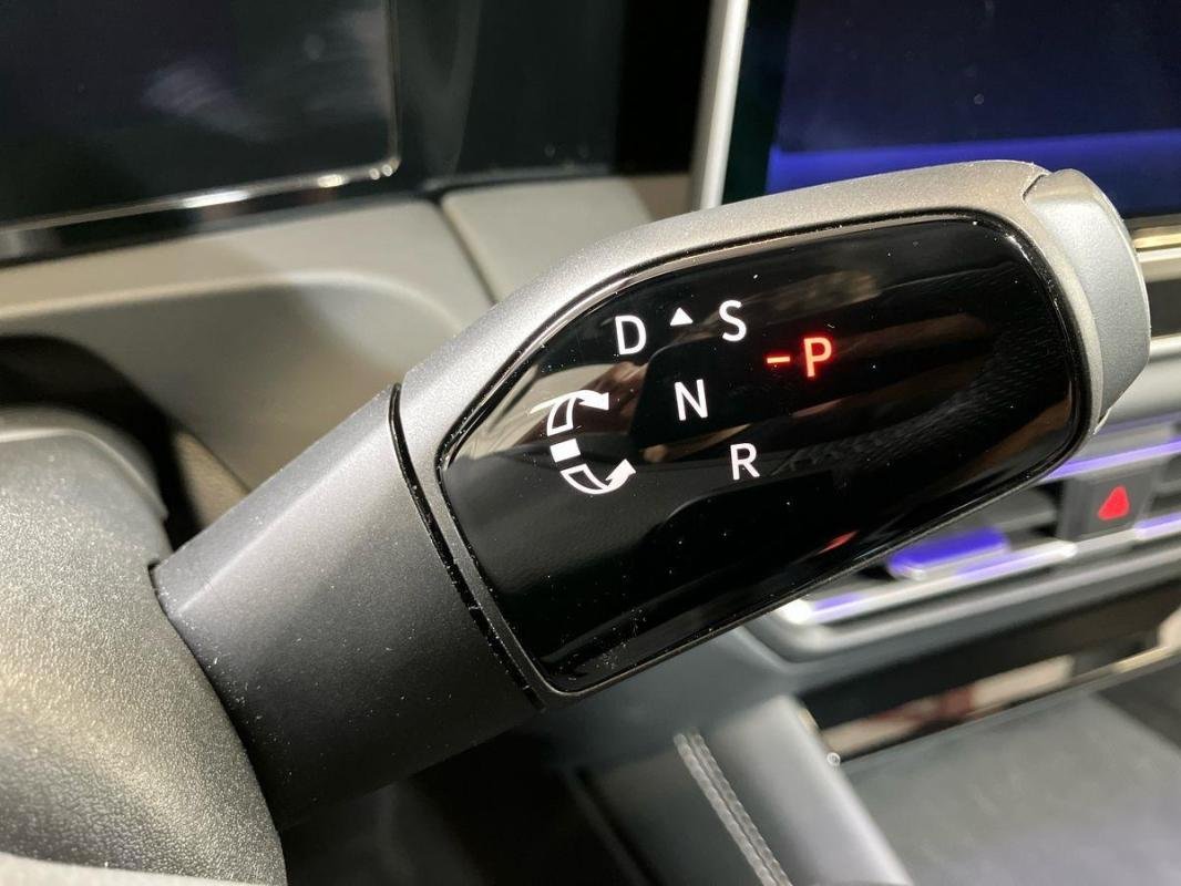 Volkswagen Tiguan - Photo 11