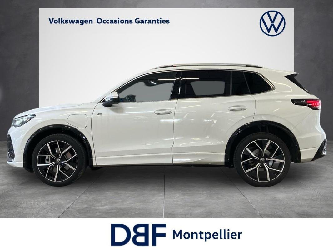Volkswagen Tiguan - Photo 2