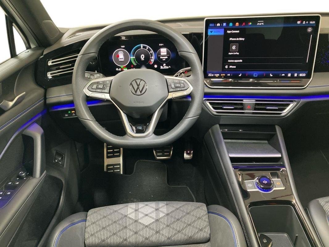 Volkswagen Tiguan - Photo 24