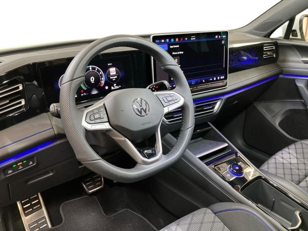Volkswagen Tiguan - Photo 9