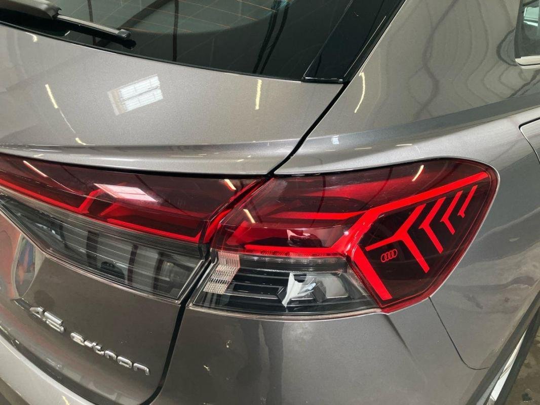 Audi Q4 e-tron - Photo 19
