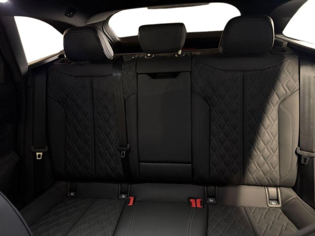 Audi A6 - Photo 26