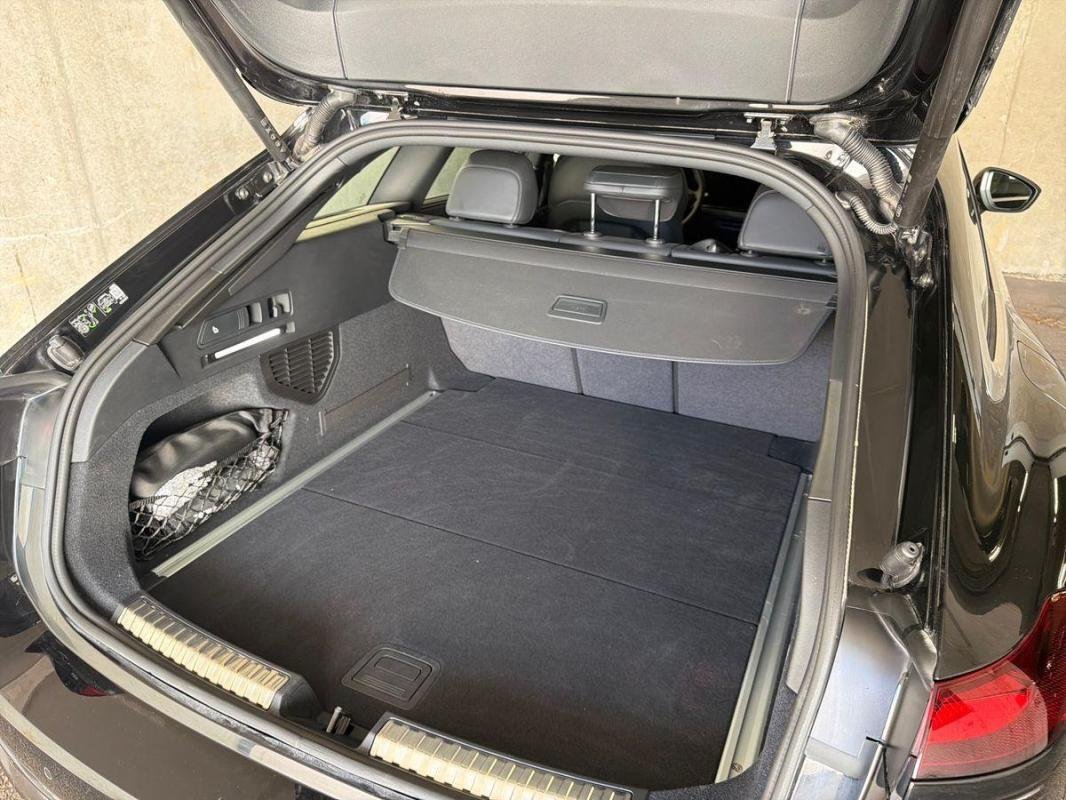 Audi A6 - Photo 12