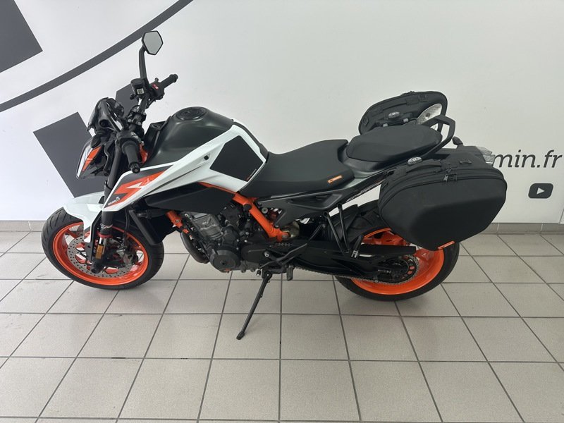 KTM Duke