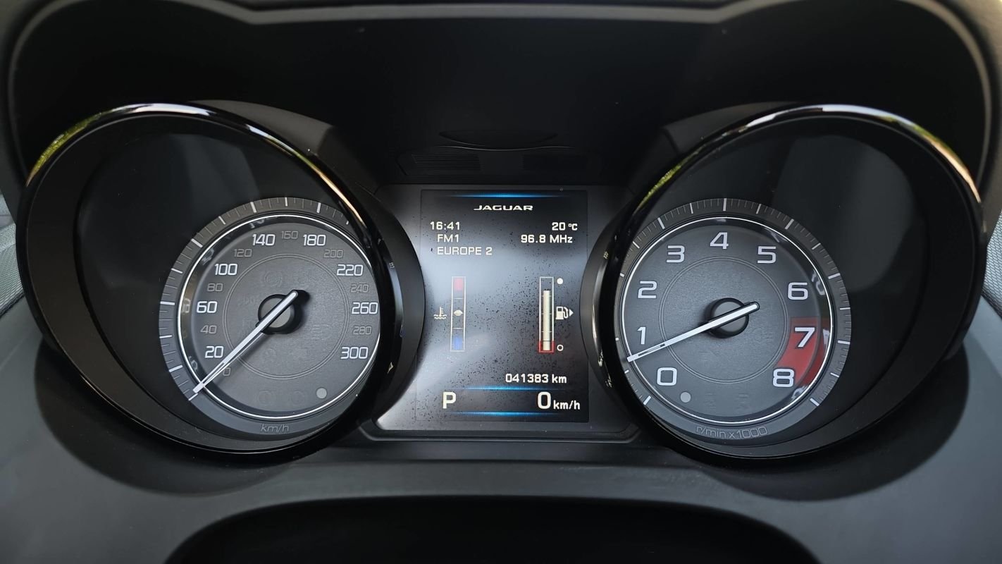 Jaguar F-Type - Photo 12