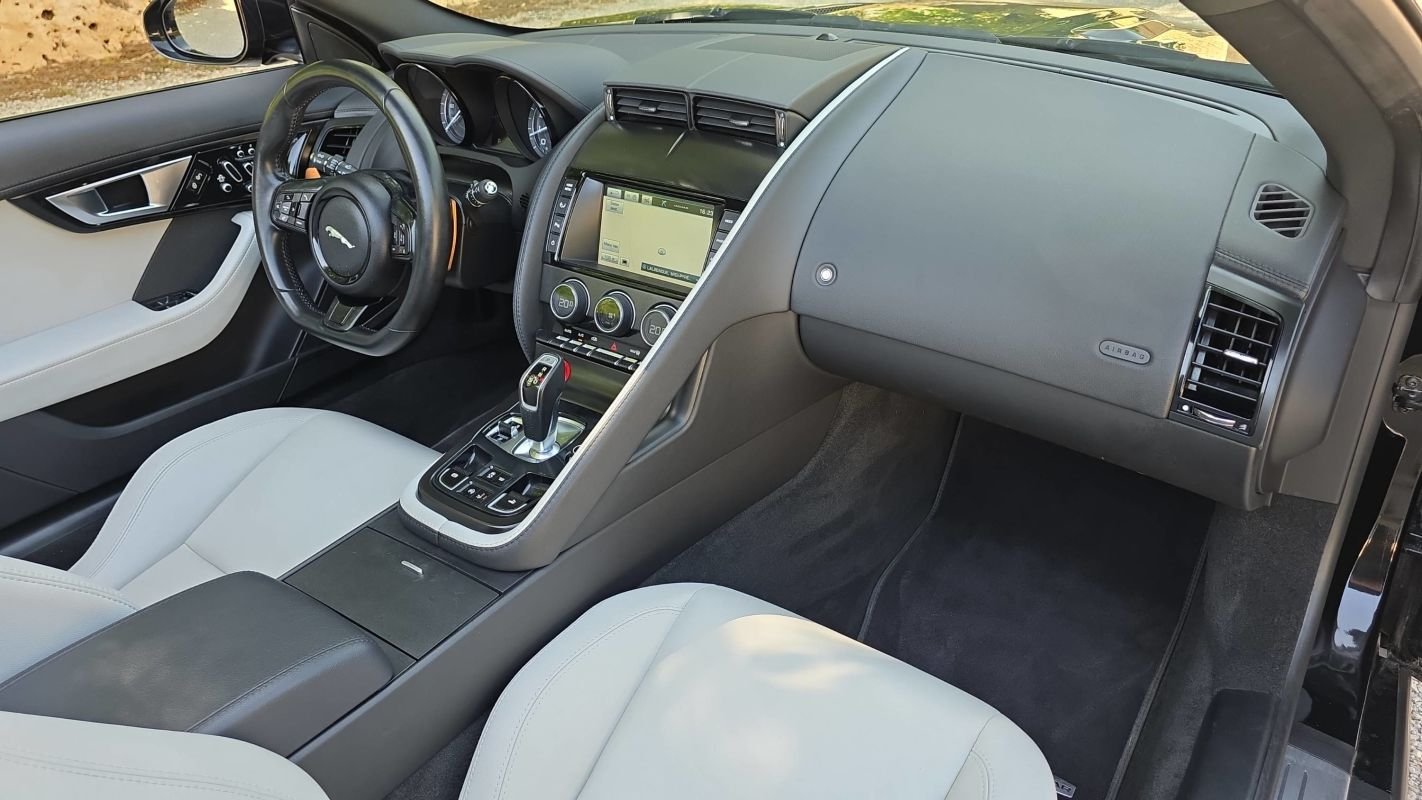 Jaguar F-Type - Photo 10