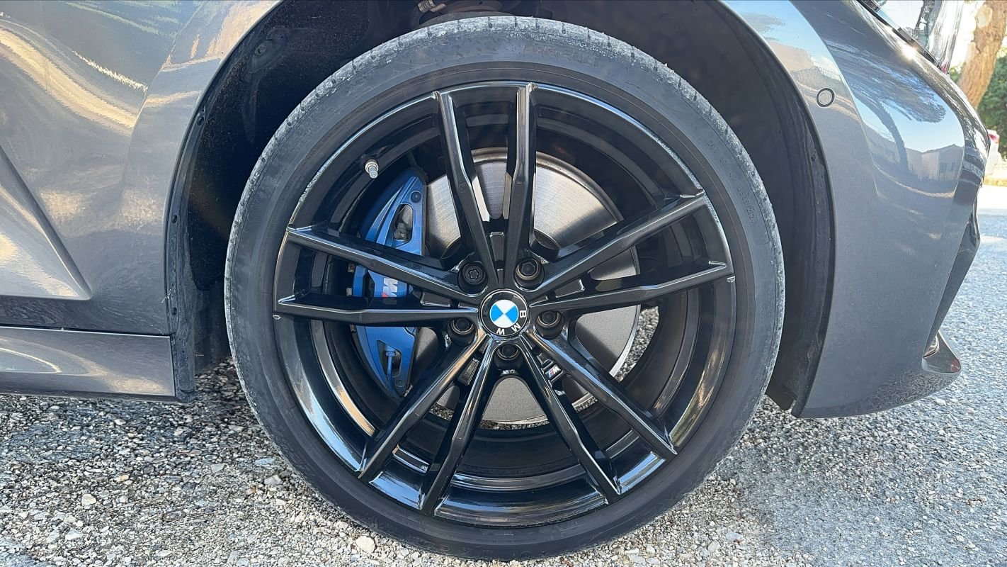 BMW Série 3 - Photo 17