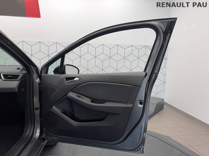 Renault Clio - Photo 15