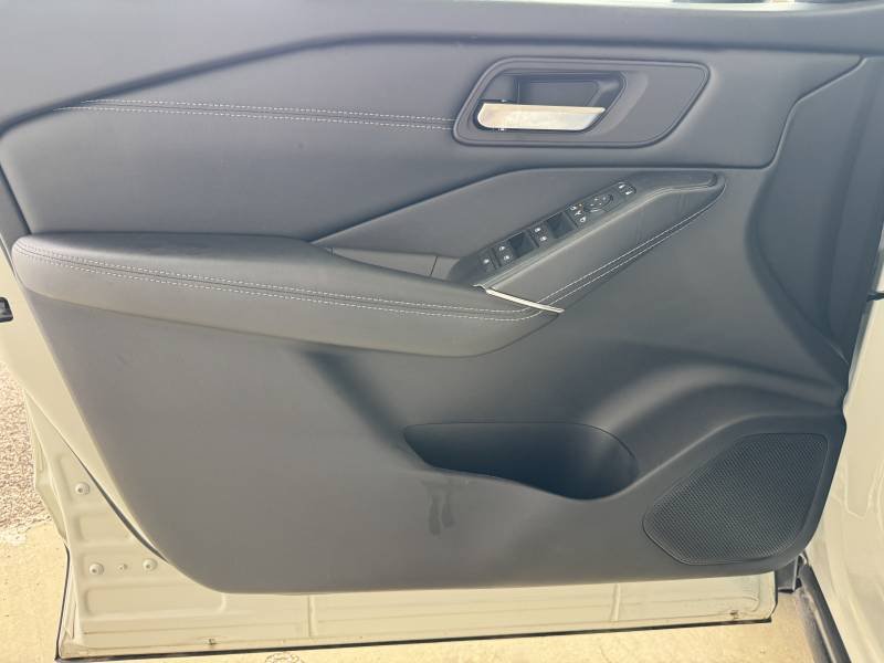 Nissan Qashqai - Photo 17
