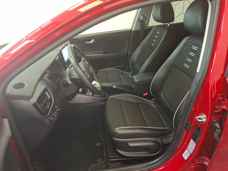 Kia Stonic - Photo 13