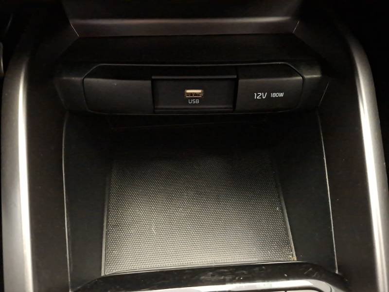 Kia Stonic - Photo 30