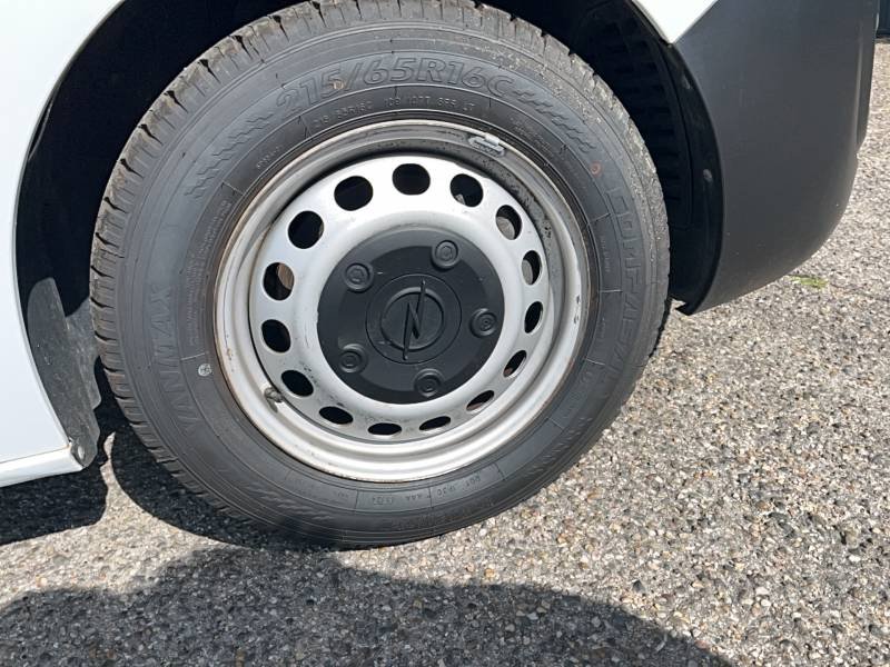 Opel Vivaro - Photo 12