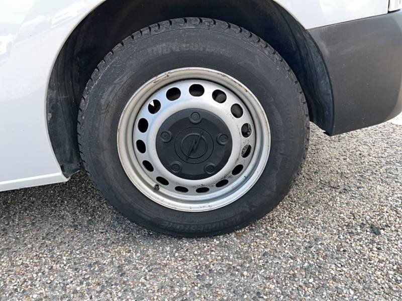 Opel Vivaro - Photo 31