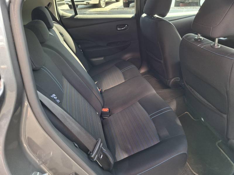 Nissan Leaf - Photo 11