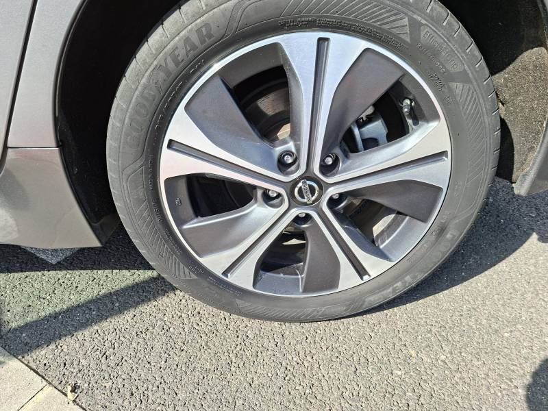 Nissan Leaf - Photo 24