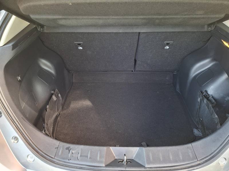 Nissan Leaf - Photo 8
