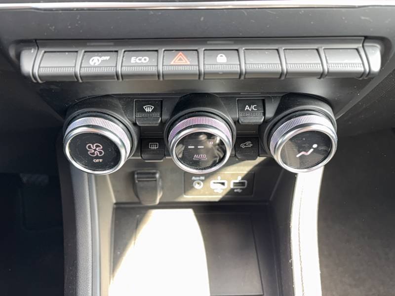 Renault Captur - Photo 24