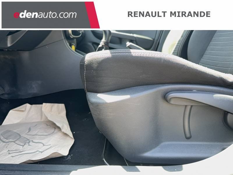Renault Clio - Photo 23