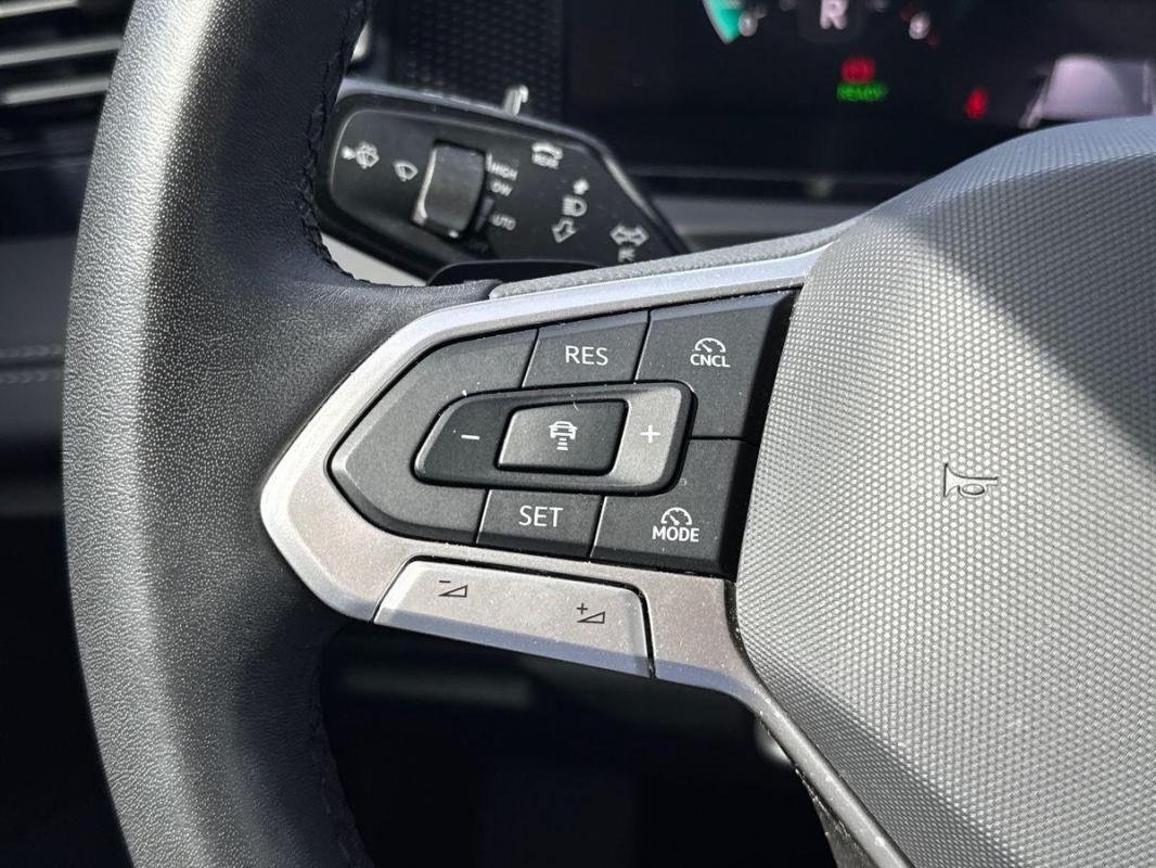 Volkswagen Tiguan - Photo 21