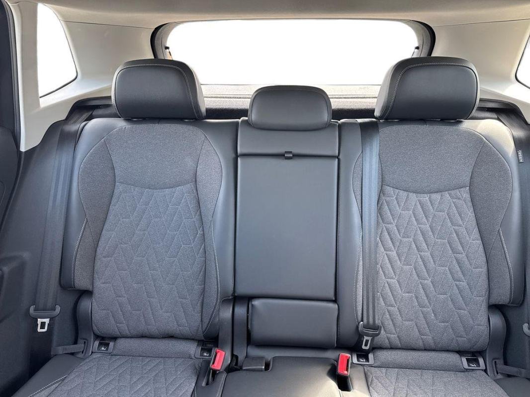 Volkswagen Tiguan - Photo 22