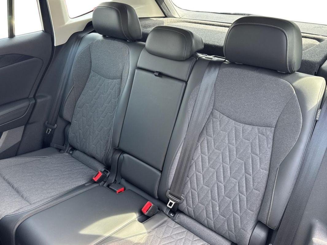 Volkswagen Tiguan - Photo 23