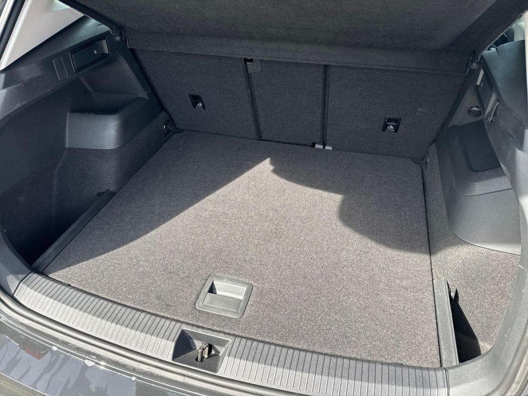 Volkswagen Tiguan - Photo 32