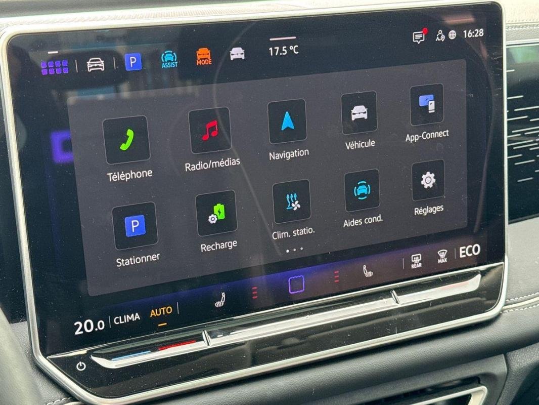 Volkswagen Tiguan - Photo 16
