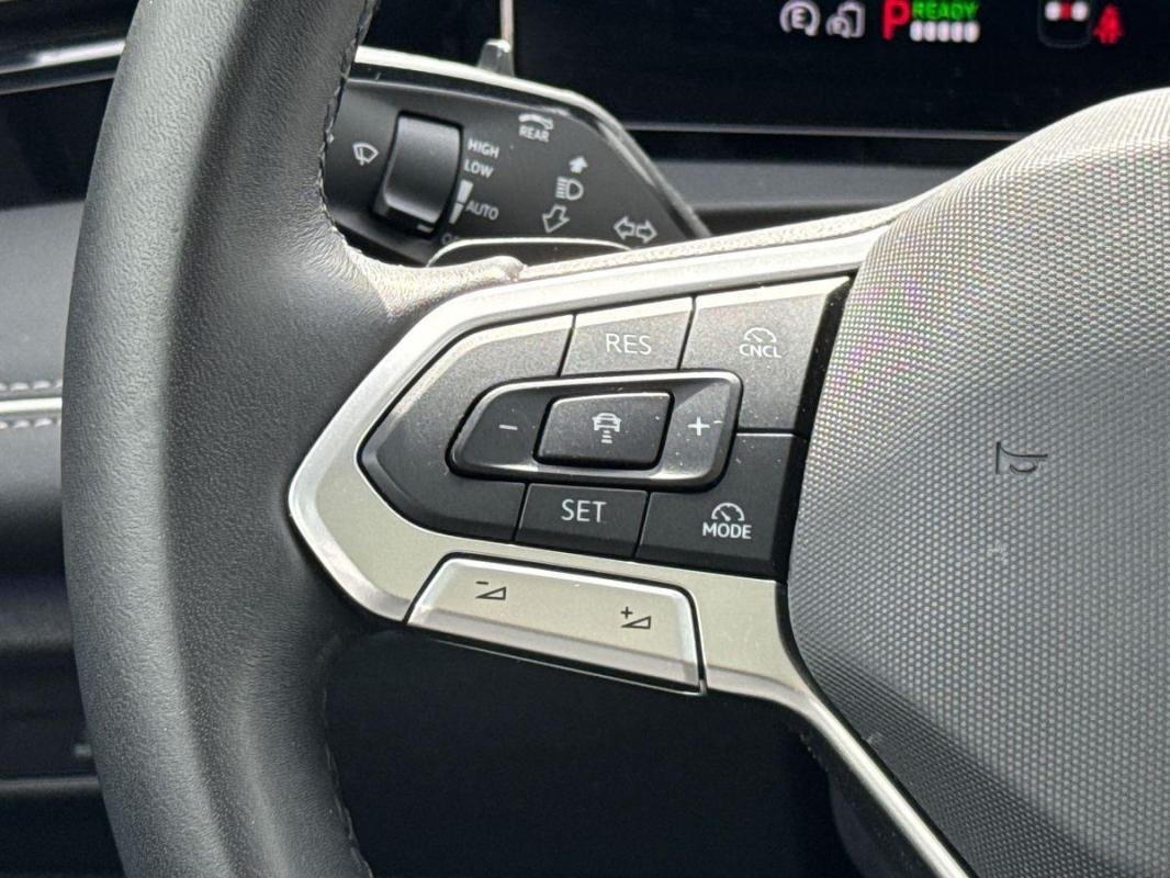 Volkswagen Tiguan - Photo 21
