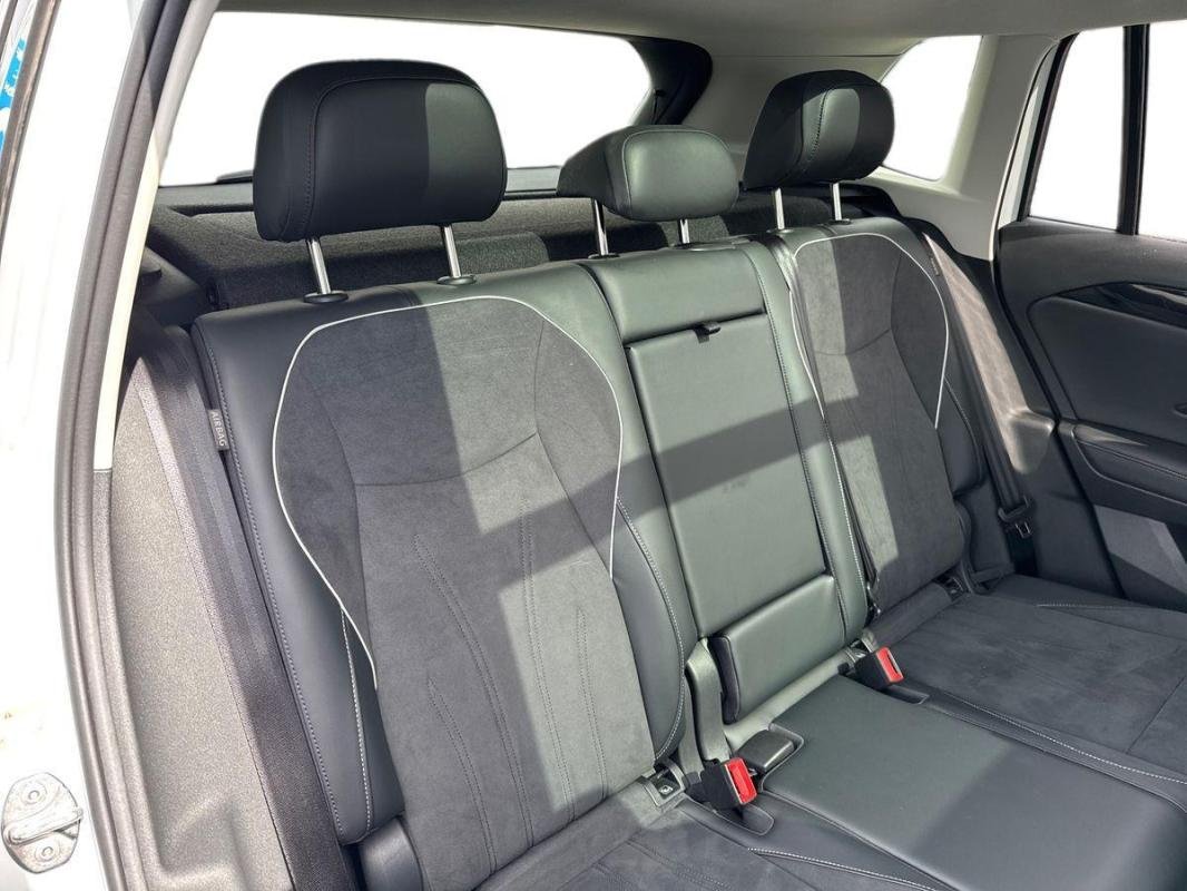 Volkswagen Tiguan - Photo 23