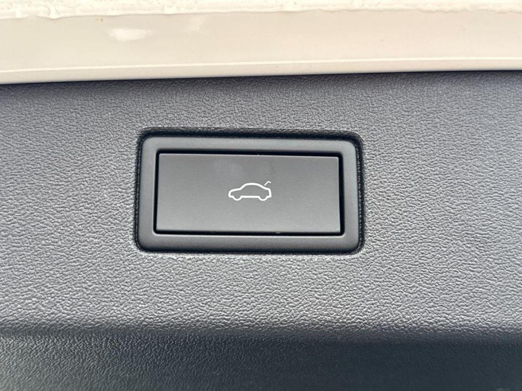 Volkswagen Tiguan - Photo 33