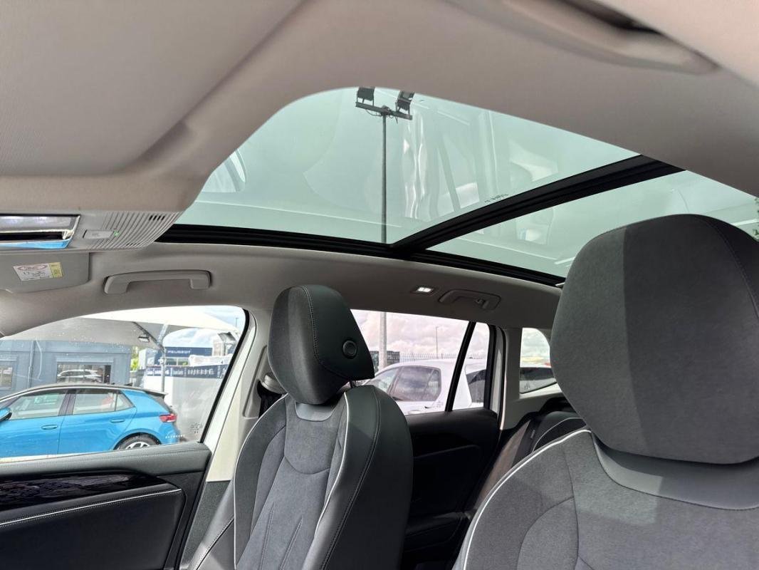 Volkswagen Tiguan - Photo 34
