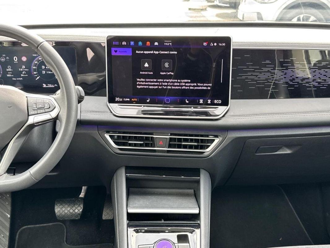 Volkswagen Tiguan - Photo 10