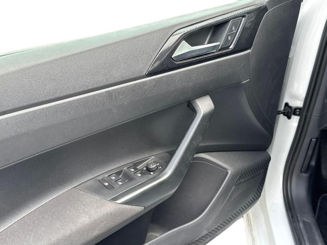 Volkswagen Polo - Photo 15