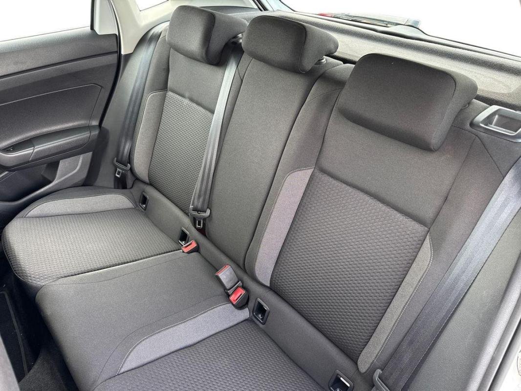 Volkswagen Polo - Photo 23