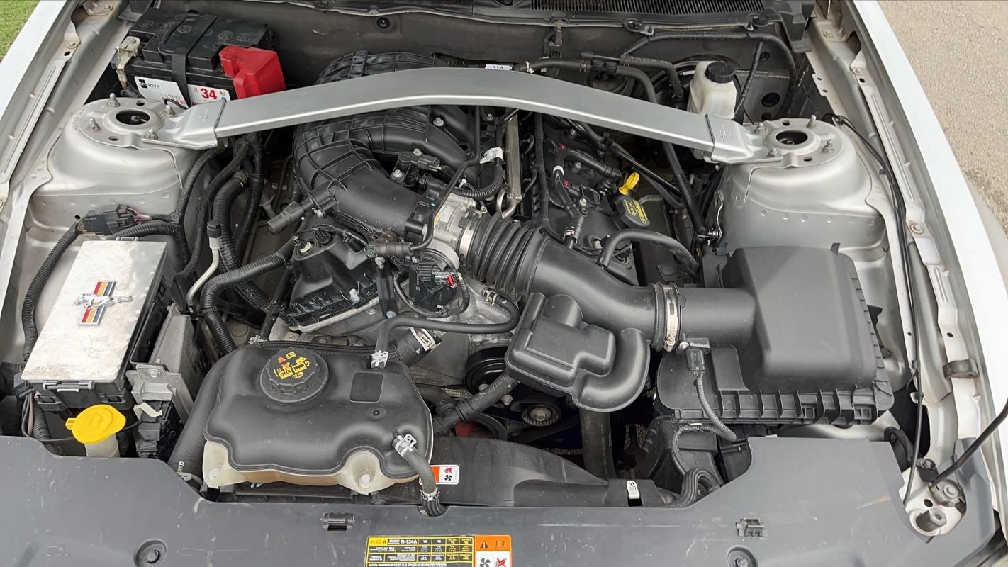 Ford Mustang - Photo 15
