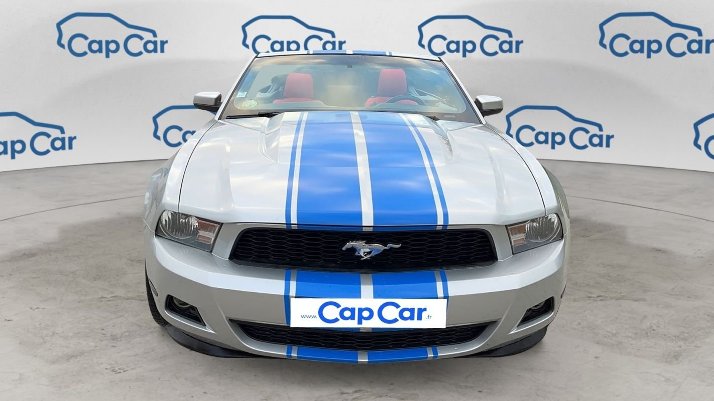 Ford Mustang - Photo 5