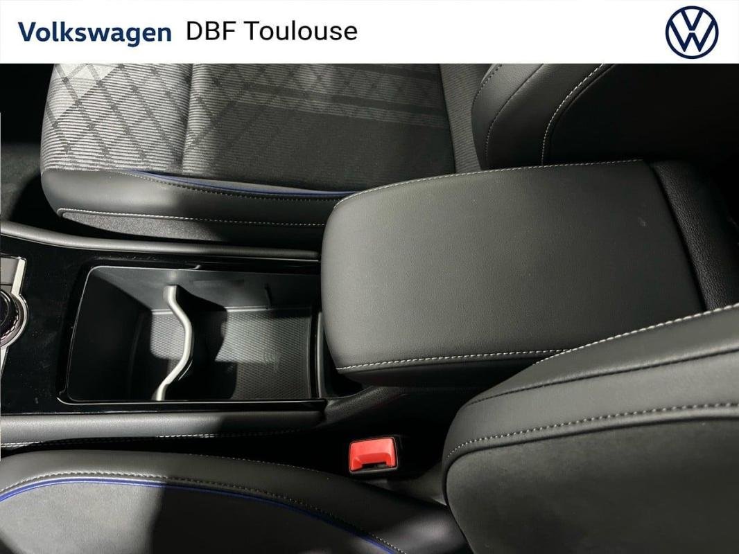 Volkswagen Tiguan - Photo 25