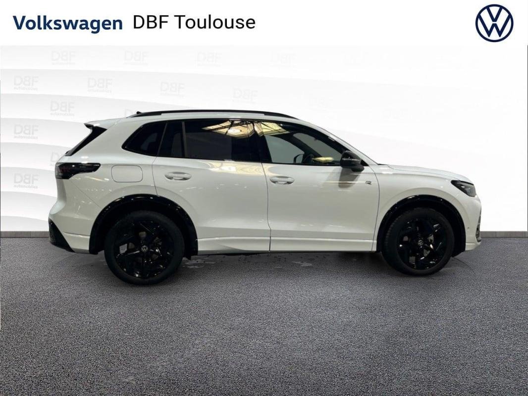 Volkswagen Tiguan - Photo 8