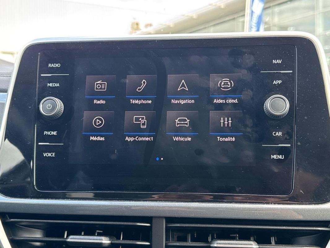 Volkswagen T-Roc - Photo 16