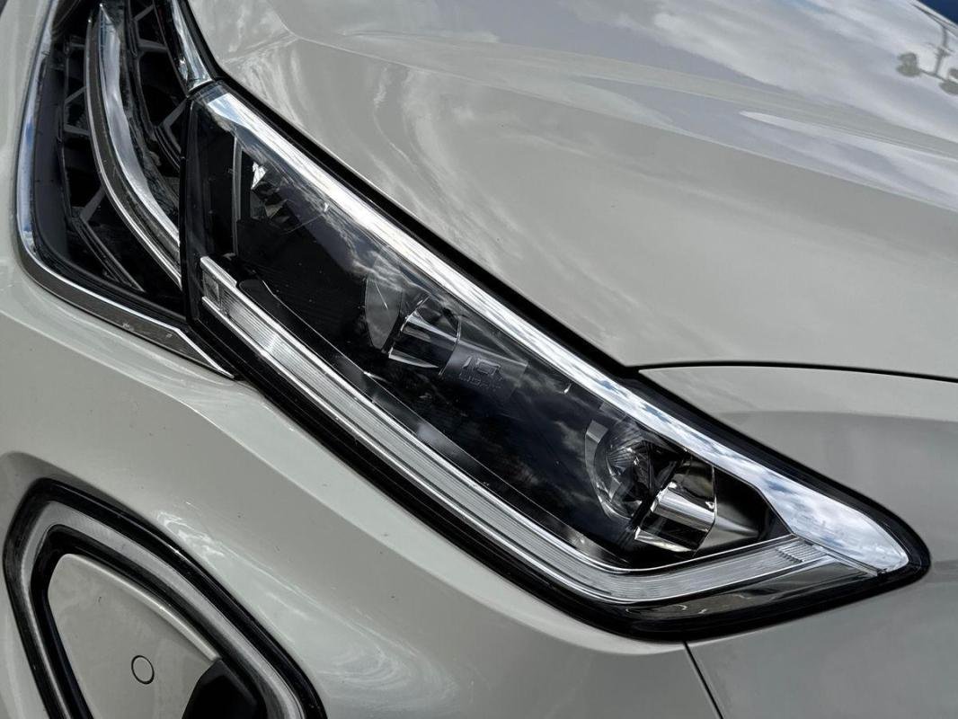 Volkswagen T-Roc - Photo 26
