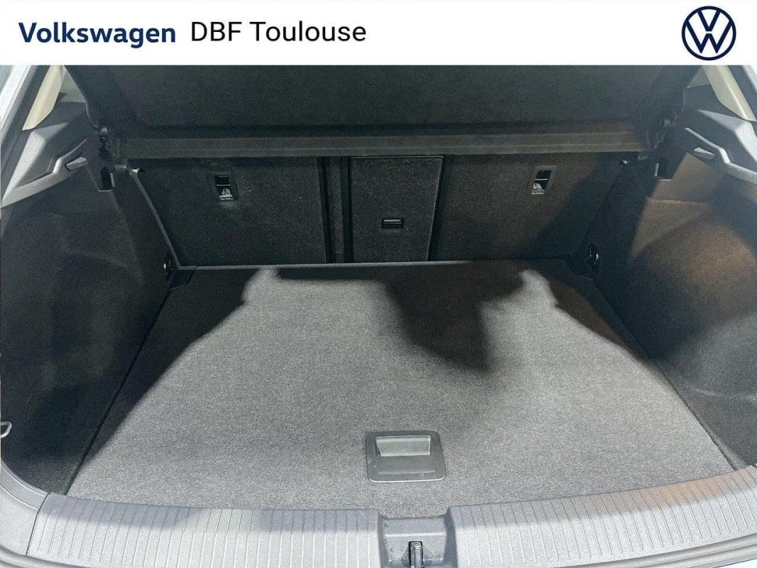 Volkswagen T-Roc - Photo 28