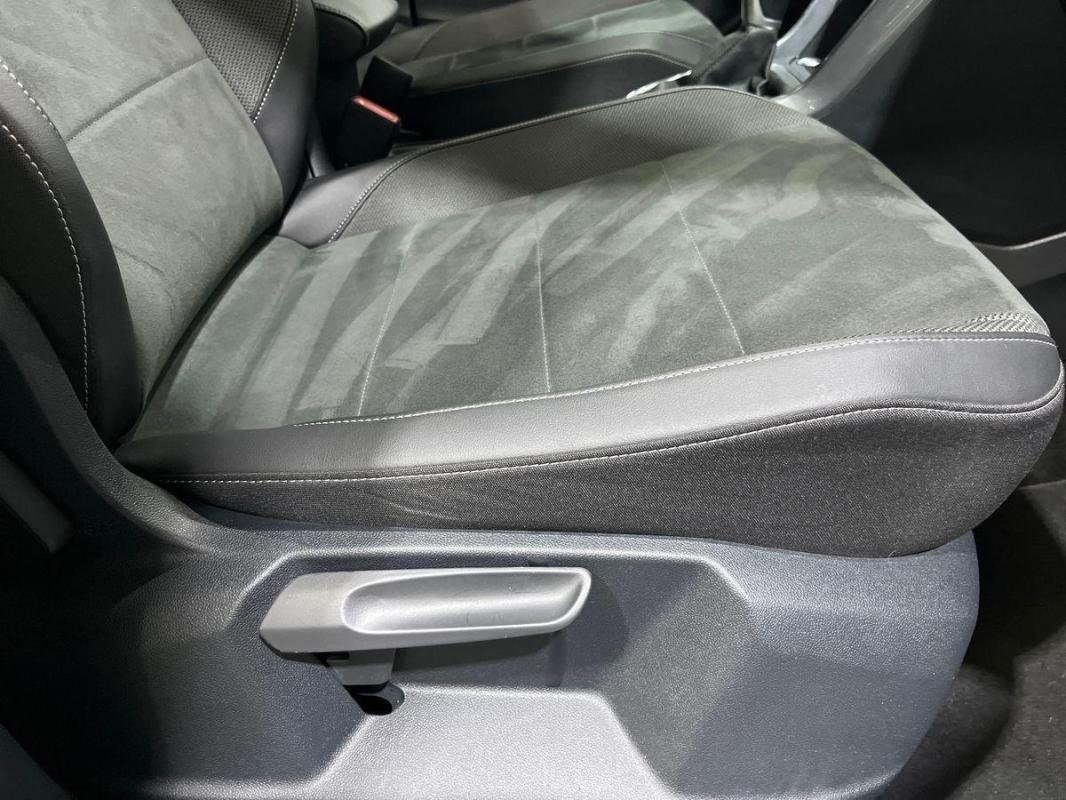 Volkswagen T-Roc - Photo 14