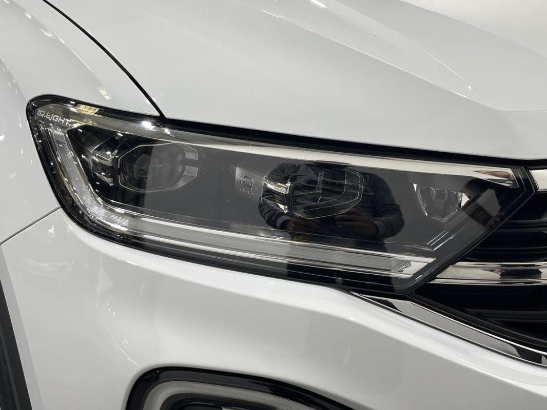 Volkswagen T-Roc - Photo 25