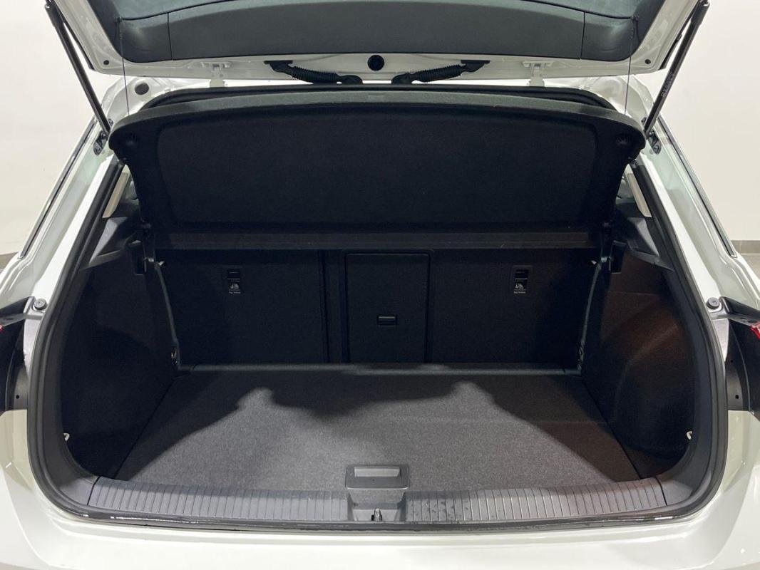 Volkswagen T-Roc - Photo 31
