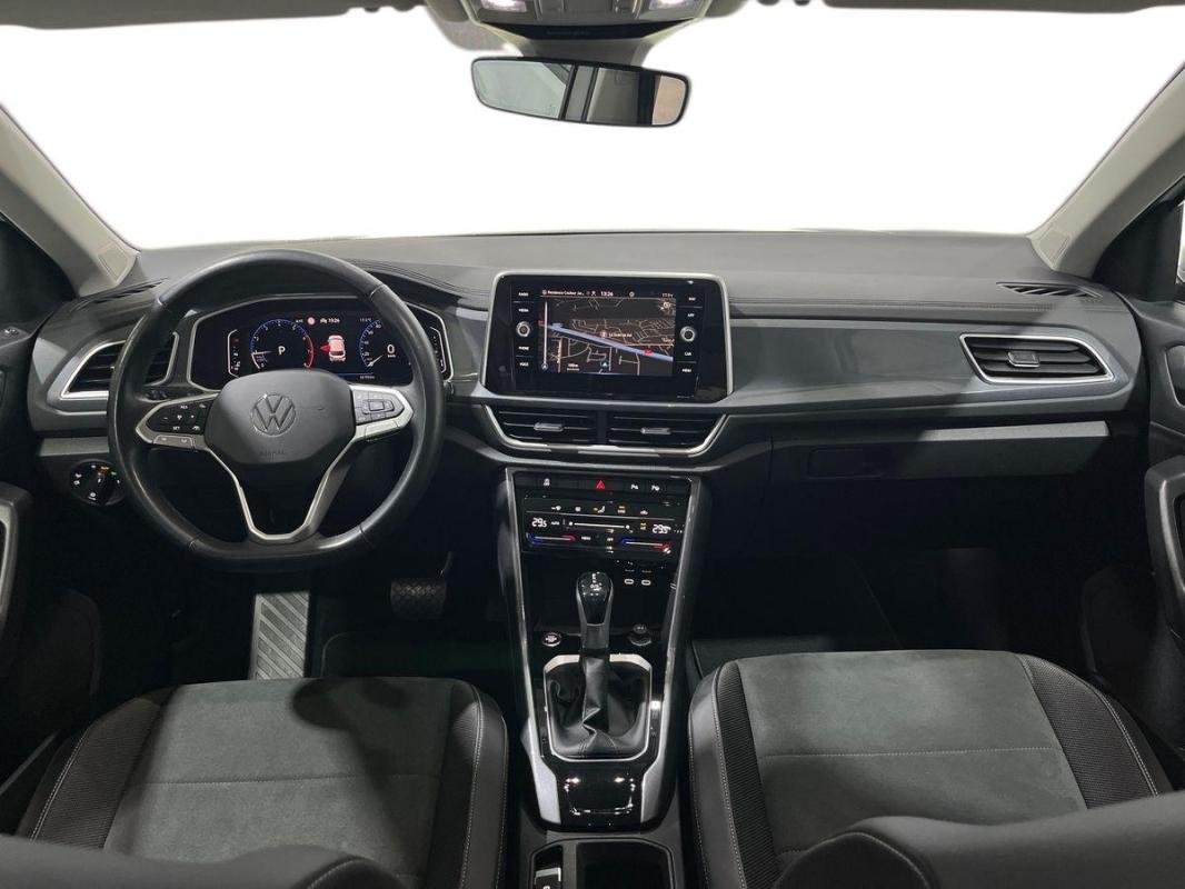 Volkswagen T-Roc - Photo 8