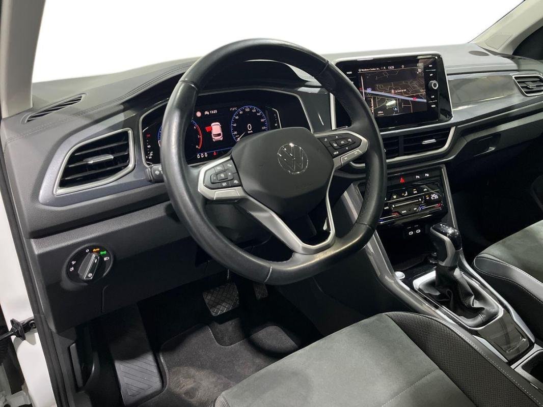 Volkswagen T-Roc - Photo 9